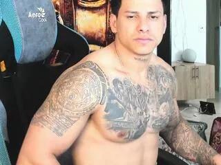 titan_jones from Flirt4Free