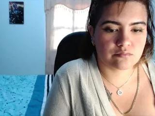 zussan_viollett from Flirt4Free