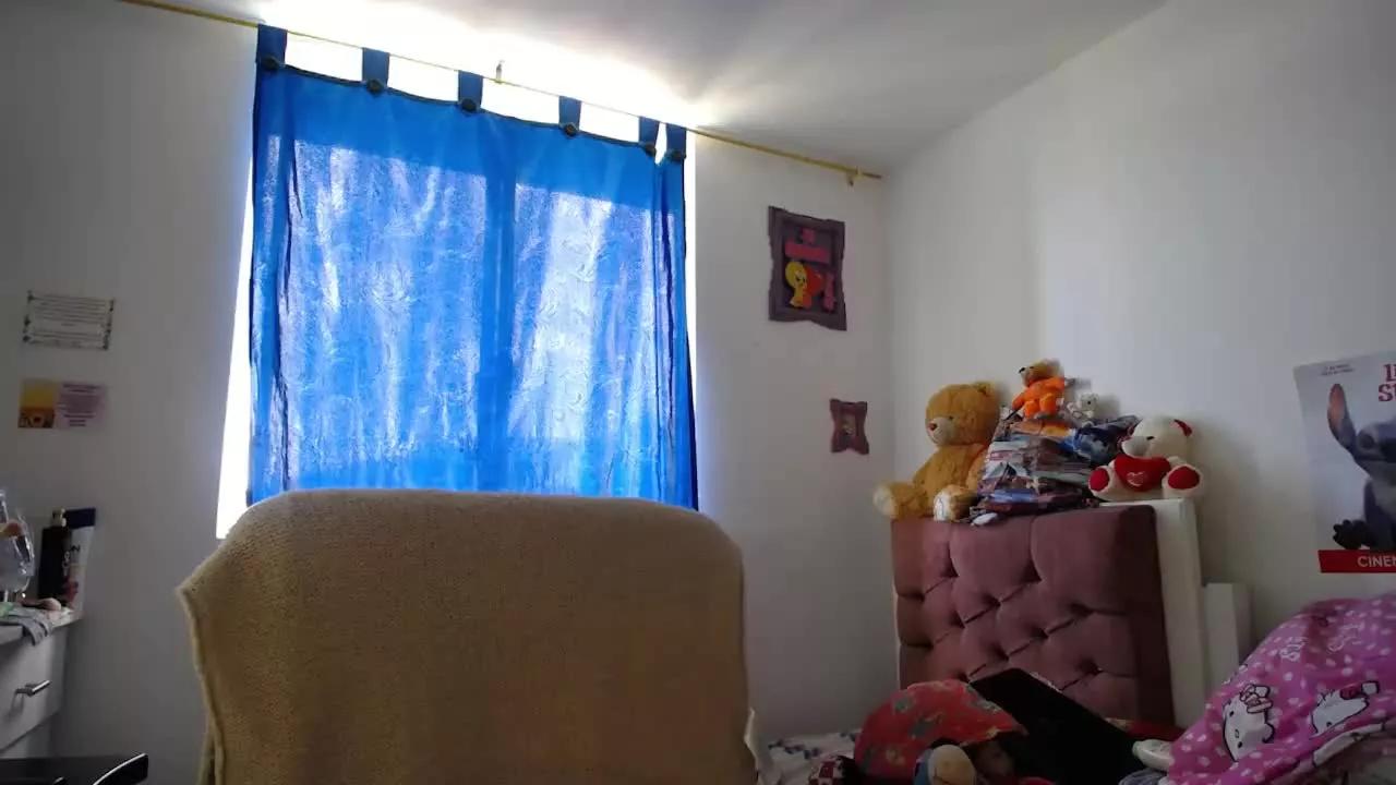alaine_26 from Streamray