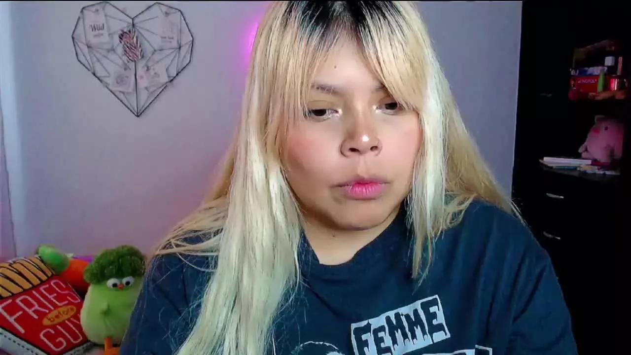 EllieAutumn from Streamray