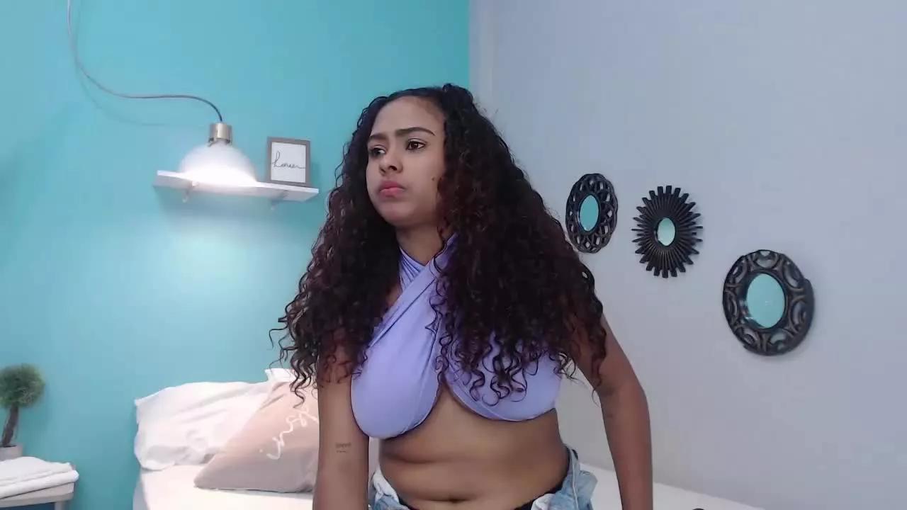 SelenaRoyal from Streamray