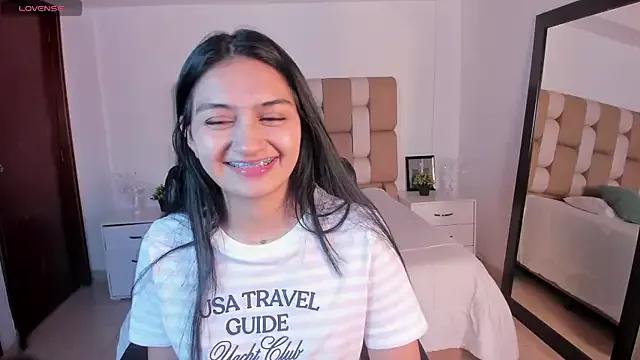 AidaJones from StripChat