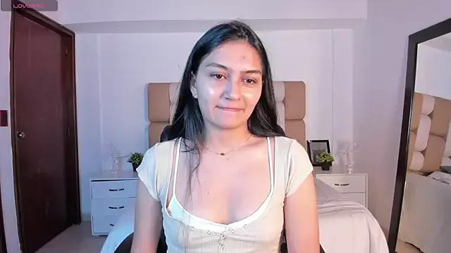 AidaJones from StripChat