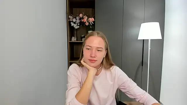 AlbaMesick from StripChat