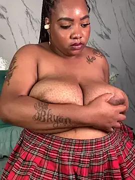 angelGgold from StripChat is Freechat