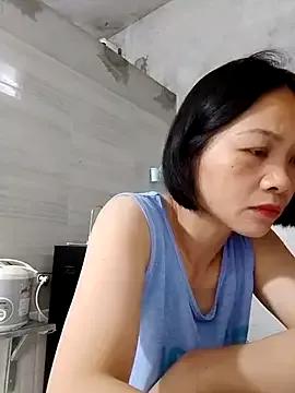 Aninyin22 from StripChat