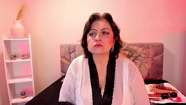 aroonmilf from StripChat