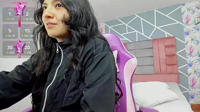 Asaray_T from StripChat