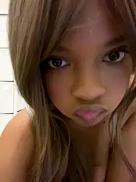 AwkwardJasminee from StripChat is Freechat
