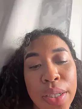 bella__honey from StripChat