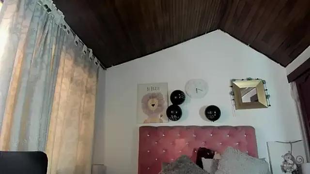 CelessteRedds from StripChat