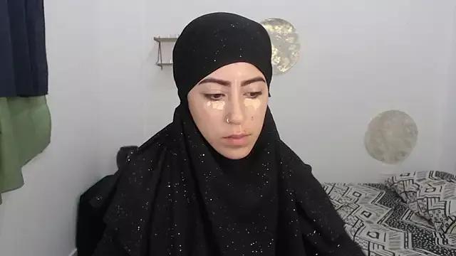 chaymae_nah_ from StripChat is Group