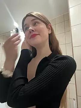 DeliaLoveIt from StripChat is Freechat