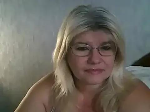 Diana_49 from StripChat is Freechat
