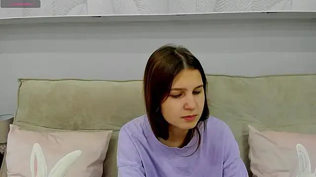 Elle_Ellise from StripChat
