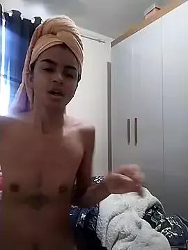 Emanuelle_manu from StripChat