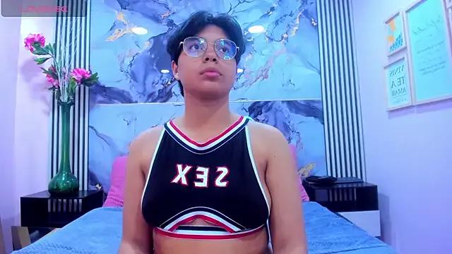 Emmaa_Lex from StripChat