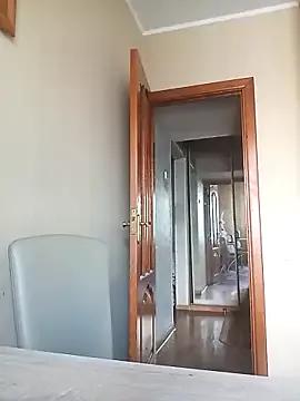 Francenia_lolis from StripChat is Freechat
