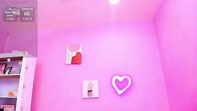 Hannah_Miller__ from StripChat