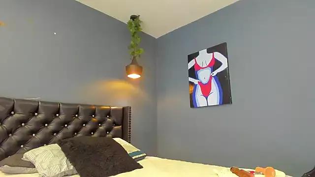 Hannah_Miller__ from StripChat