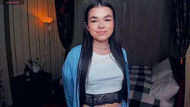 HollisHearl from StripChat
