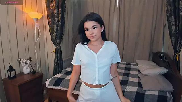 HollisHearl from StripChat