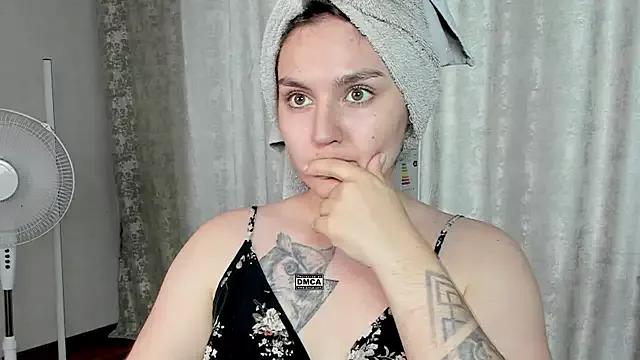 Hoot_owl_cb from StripChat is Private