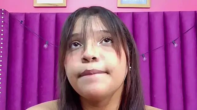 innocenthazel from StripChat