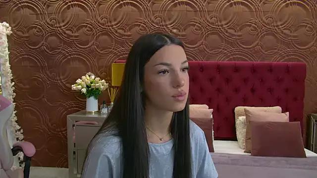 IrisMonn from StripChat