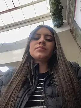Isabella21_ from StripChat