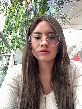 Isabella21_ from StripChat