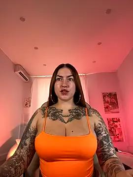IvyHoney from StripChat
