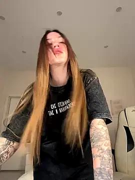 IvyHoney from StripChat