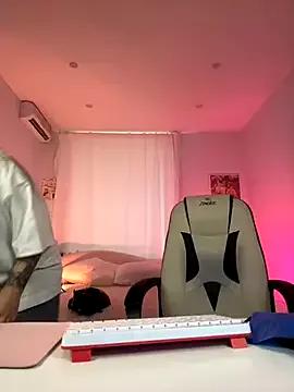 IvyHoney from StripChat