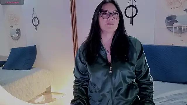 karla_valk1 from StripChat is Freechat