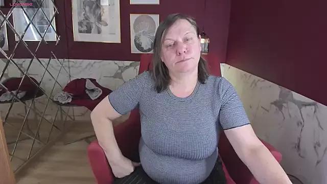 KellyPerfection from StripChat