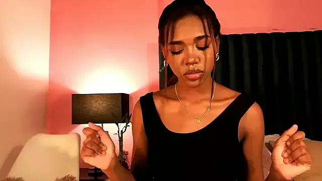 Lily_Miiller from StripChat