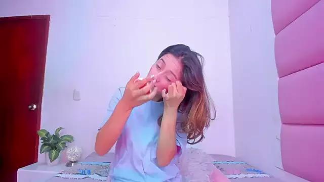 little-Emma from StripChat