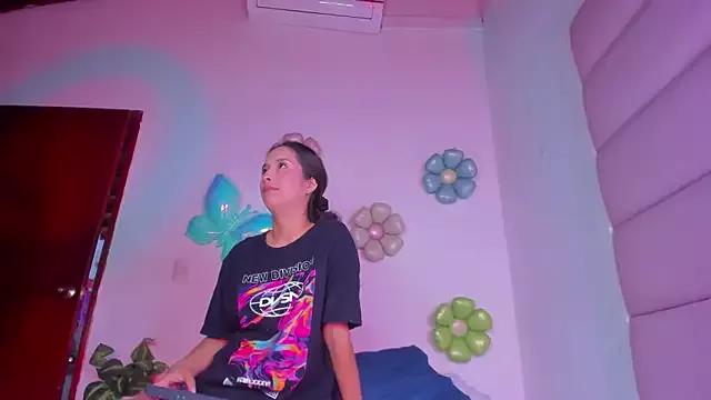 little-Emma from StripChat