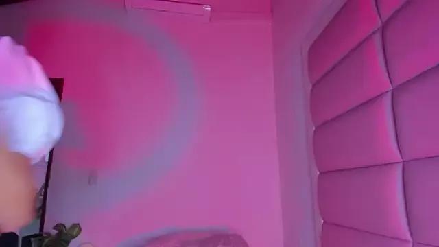 little-Emma from StripChat