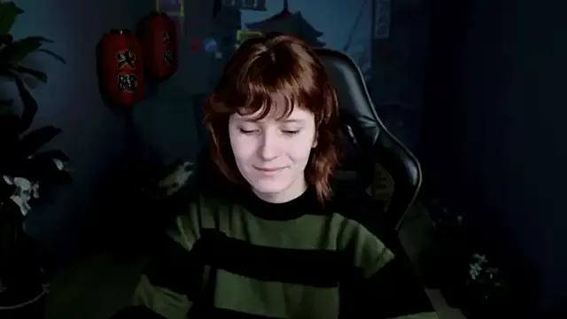 LolaAsmus from StripChat
