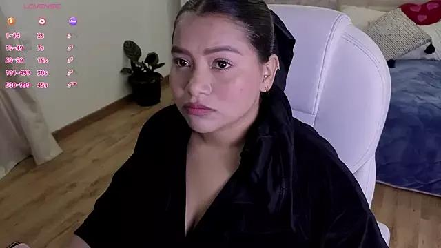 loly_marce from StripChat