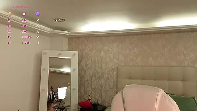 loly_marce from StripChat