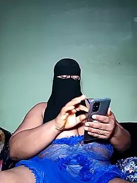 Loly_mor from StripChat