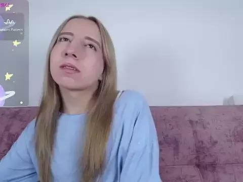 Miiaa_doll from StripChat