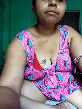 Milky_jaan from StripChat is Freechat