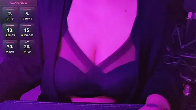 Mini1314 from StripChat