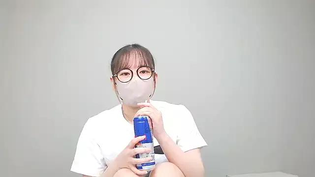 Mirai_loco from StripChat is Freechat