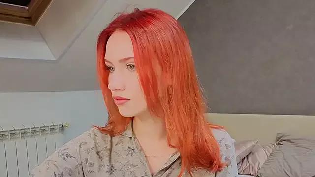 Mollly_Rouge from StripChat