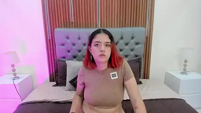 Niaa_Stark from StripChat is Freechat